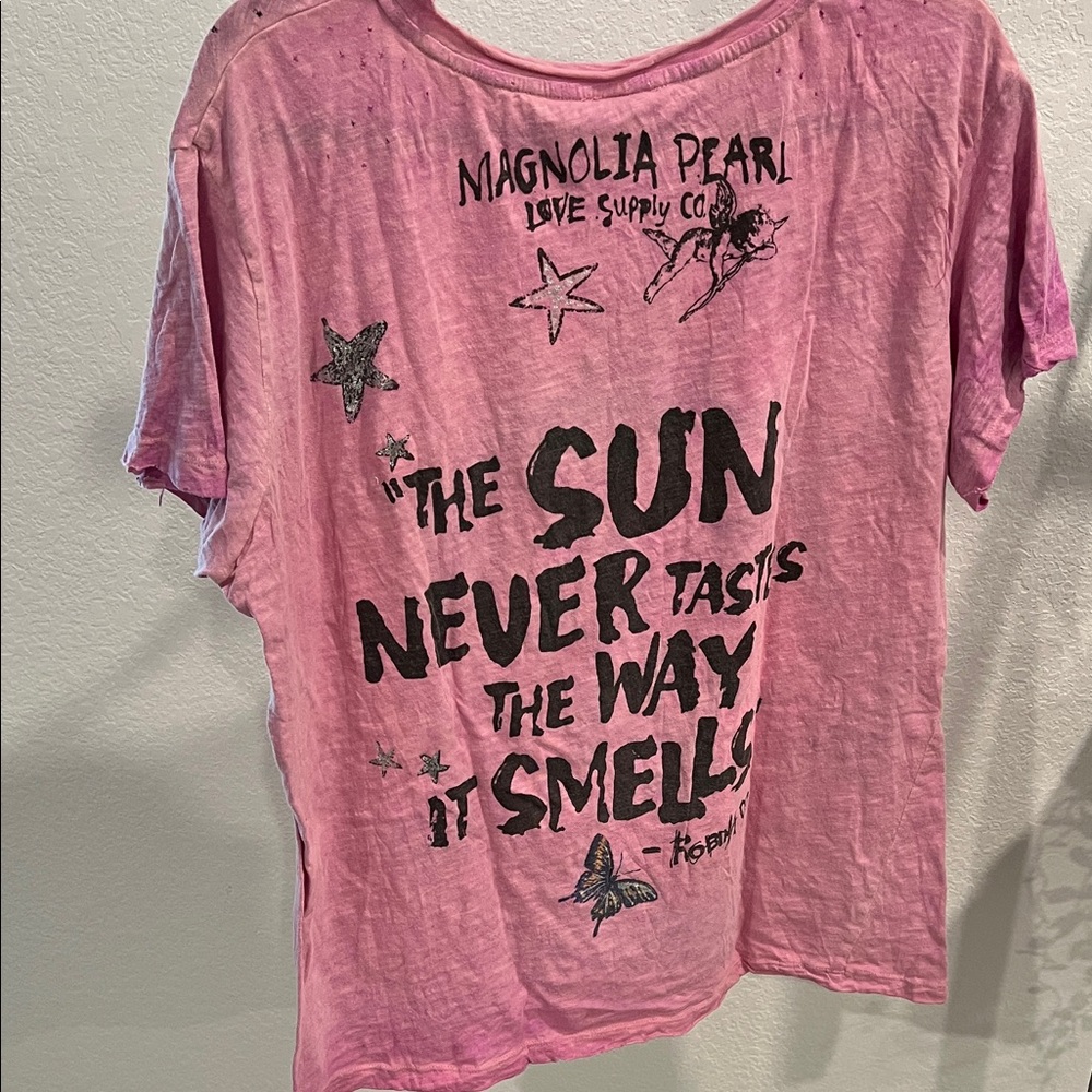 Magnolia Pearl pink Love Robina tee (item 15.10) - Picture 5 of 6